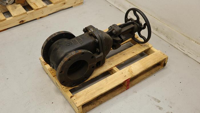 Used Powell Valves 6" Hand Operated Globe Valve #45049