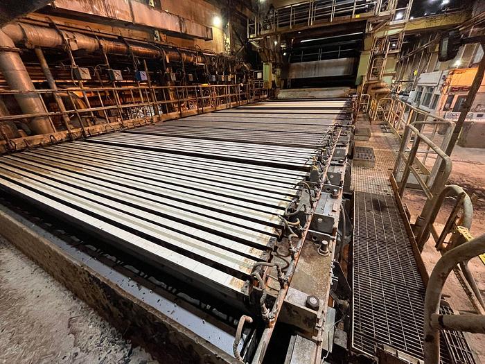 Used BLACK CLAWSON PAPER MACHINE, 195" WIRE FOURDRINIER, 9PT CORRUGATED MEDIUM, STANDING IN THE AISLE #46304