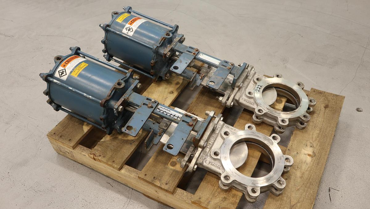Used Dezurik 6" Air Operated Knife Gate Valve #46960
