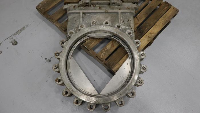 Unused True Line 24" Hand Operated V-Port Knife Gate Valve #45175