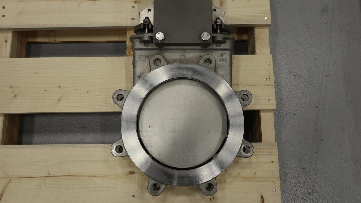 Unused Orbinox 8" Cylorbexet-08.0 Air Operated Knife Gate Valve #47270