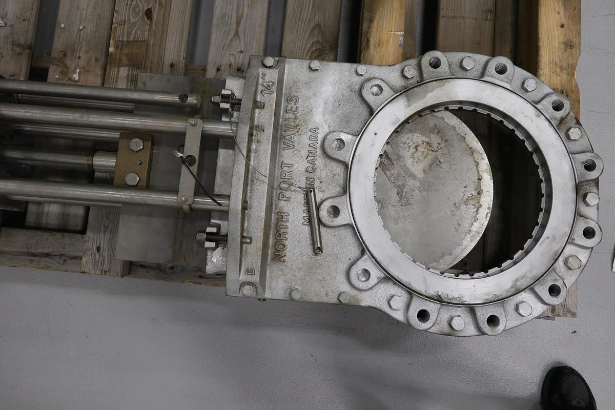 Unused North Port Valve 14" Model B Air Operated Knife Gate Scavenger Valve #47362