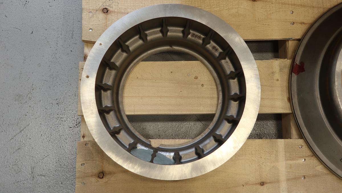 Unused Black Clawson Model 200 Hydraflaker 16/17" Diameter Outer & Inner Tackle #46983