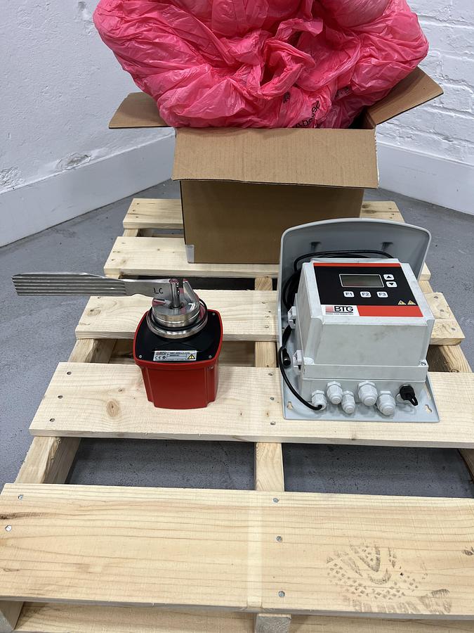 Unused BTG  MBT-2500 Blade Type Consistency Transmitter With CPM-1300 Communication Platform #47253