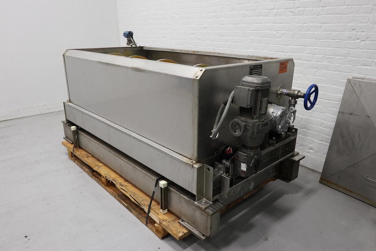 Used FKC Co. RST-S480 X 2000 L Conventional Rotary Screen Thickener #47586