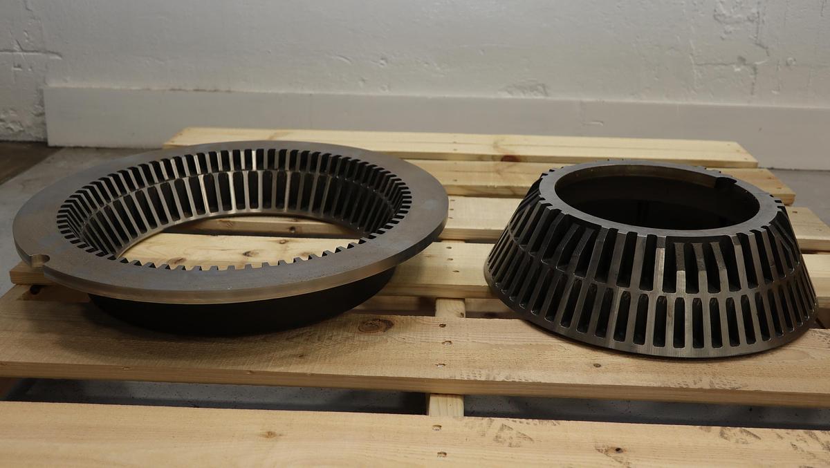 Unused Black Clawson Model 200 Hydraflaker 16/17" Outer & Inner Tackle #46961