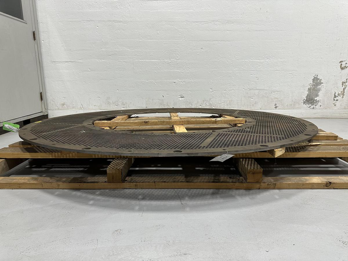 Used Black Clawson 97" Extraction Plate #46830