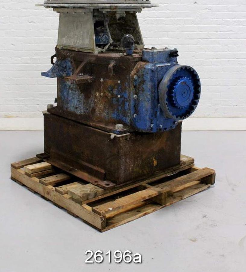 Used Falk 82YBX2S Right Angle Gear Reducer, Vertical Output, 3.41/1 Ratio #26196
