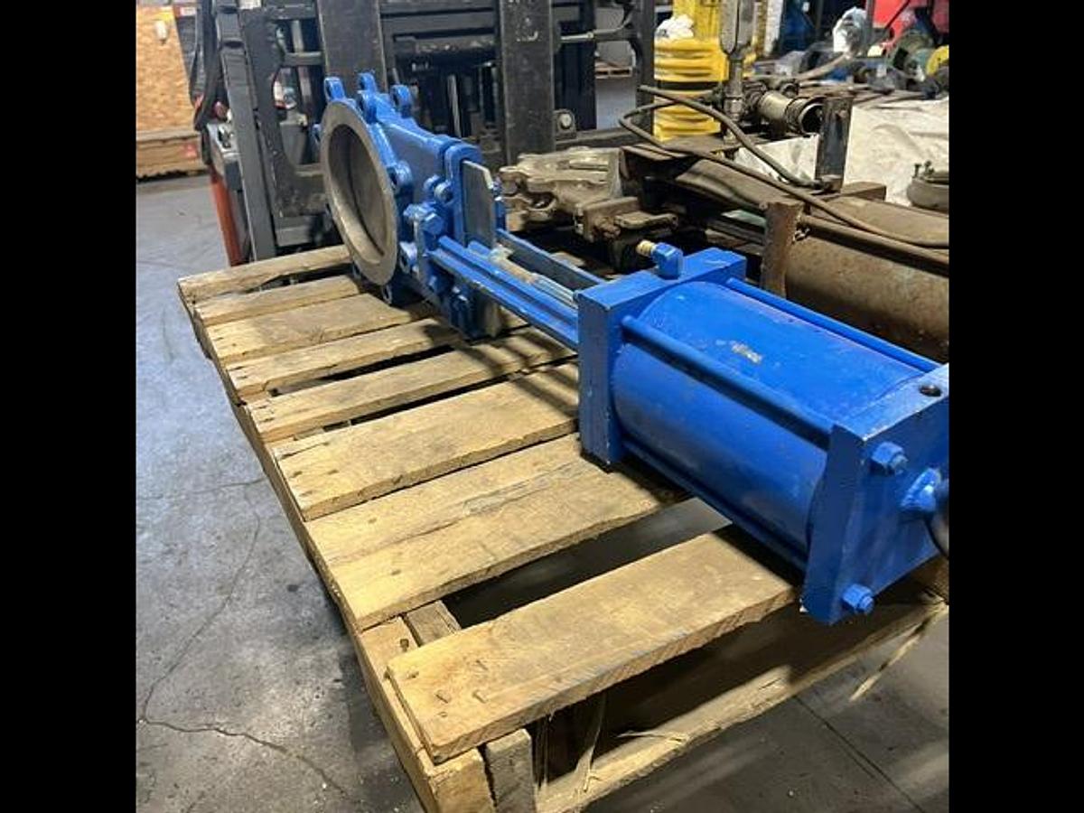 Used TY 8" Air Operated Knife Gate Valve (Stainless Steel) #47611