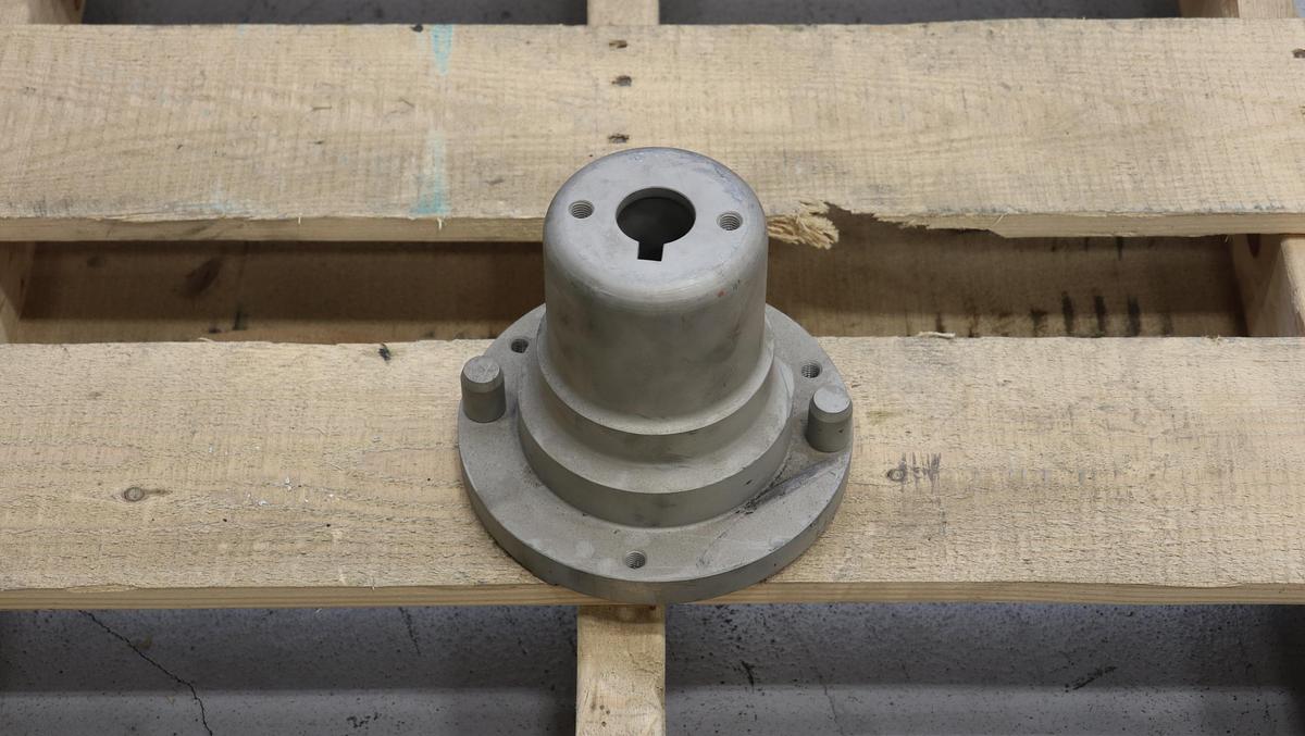 Unused Kadant/Black Clawson 40-18 Float Purger Hub #47028