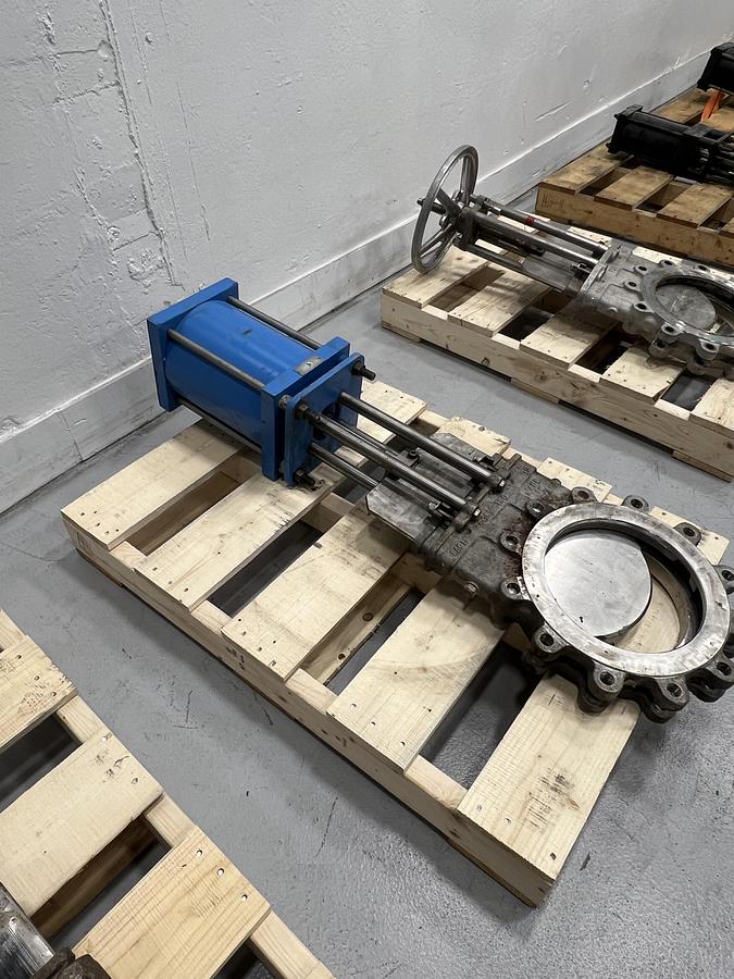 Used True Line 10" Air Operated Knife Gate Valve #47367