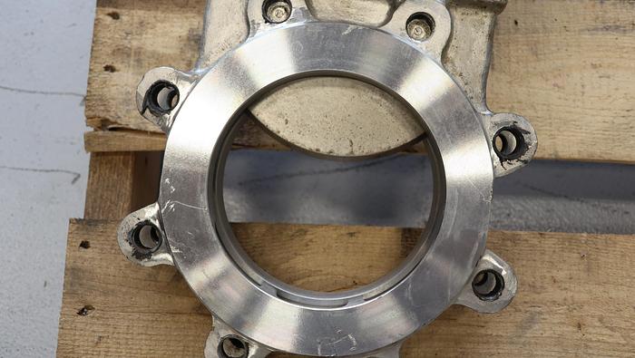 Used Flow Control 6" Hand Operated Knife Gate Valve #45938