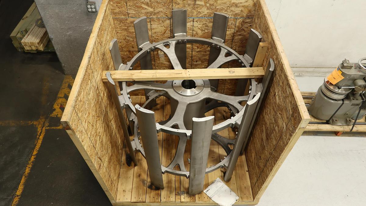 Unused GL&V M-50 Horizontal Pressure Screen 10-Foil Rotor #46784