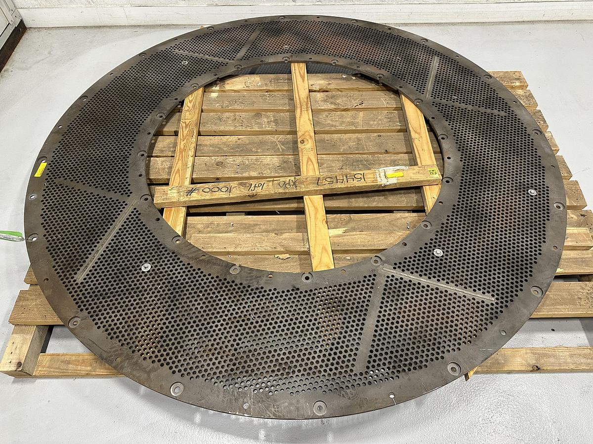 Used Black Clawson 97" Extraction Plate #46830