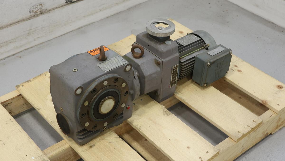 Used Sew EuroDrive Inc. Refiner Set-up Gear Drive & A/C Motor #46651