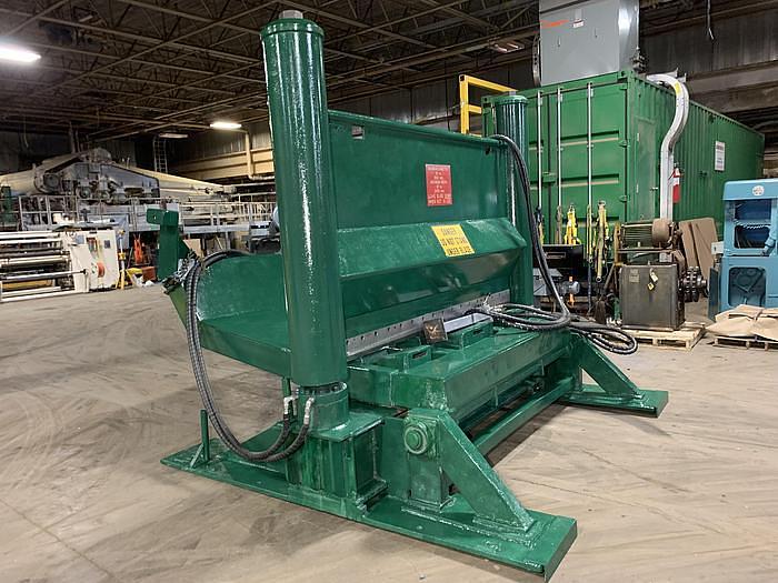 Used BLACK CLAWSON 97" Roll Splitter #46107