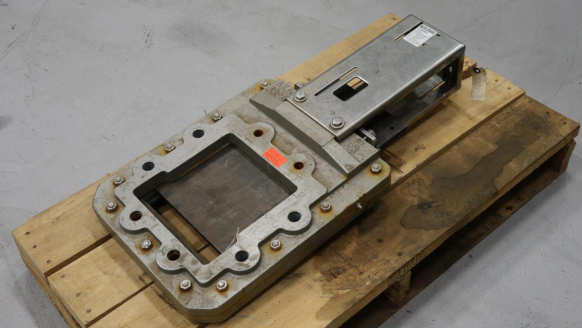 Used Voith/Lohse AEQ-200 8" Through Gate Valve Body #47221