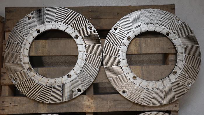 Used GL&V DD4000 20" Refiner Plates #45124