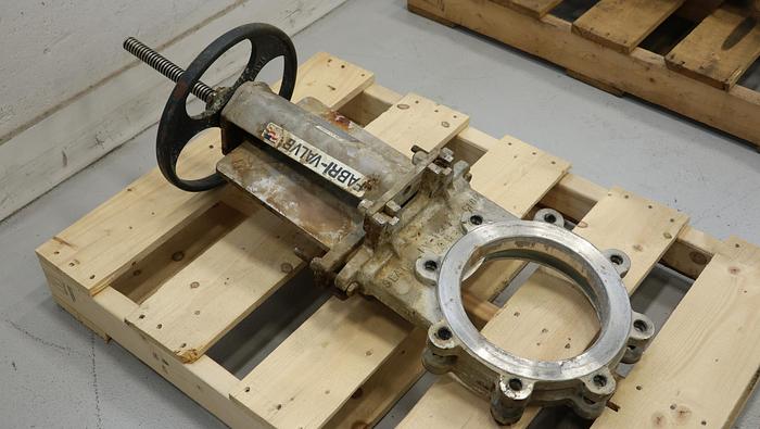 Used Fabri-Valve 8" Hand Operated Knife Gate Valve #44791