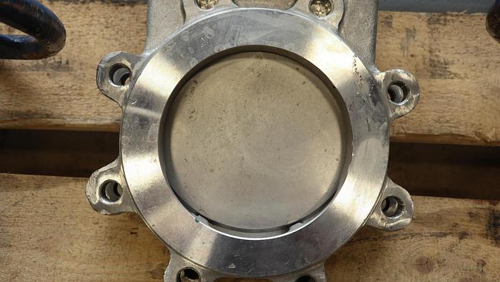 Used Flow Control 6" Hand Operated Knife Gate Valve #45938