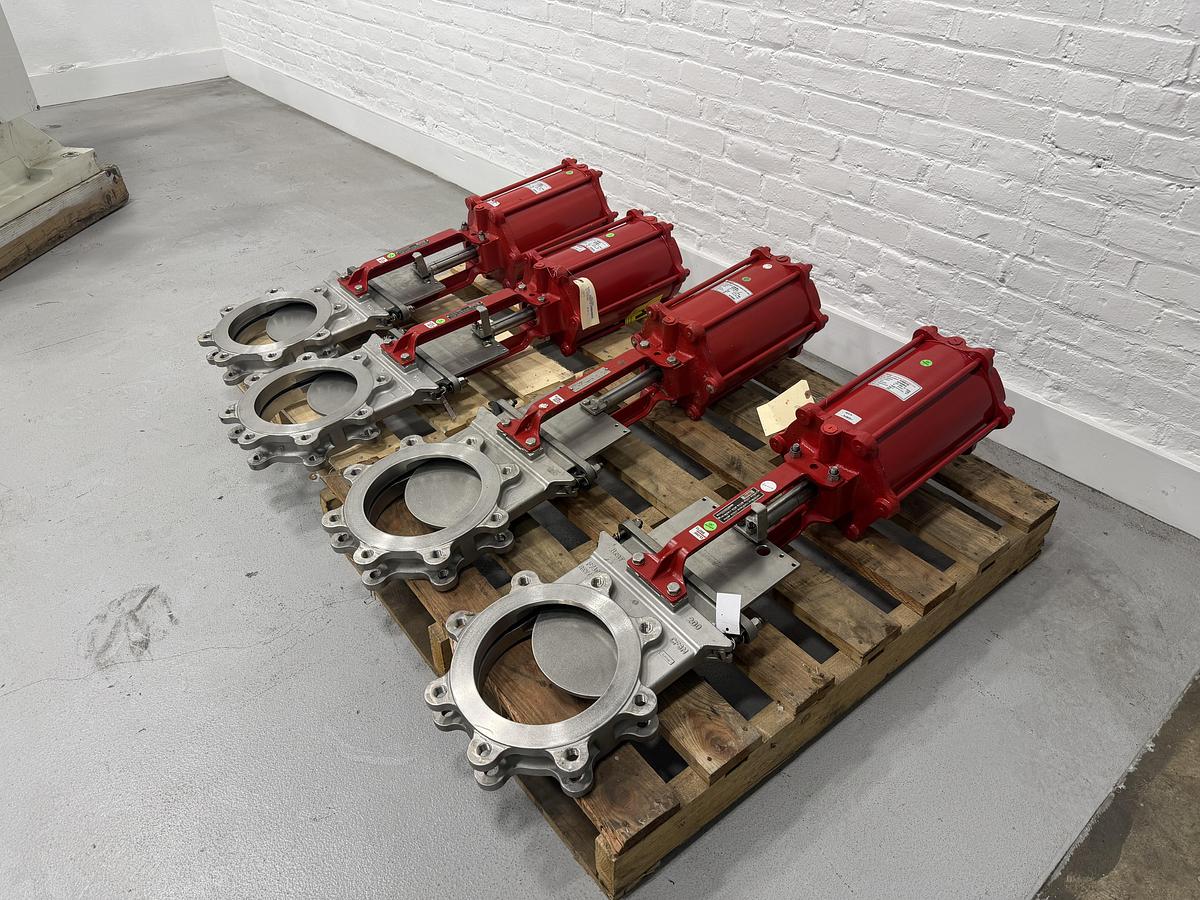 Unused Bray 8" Air Operated Knife Gate Valve #47177