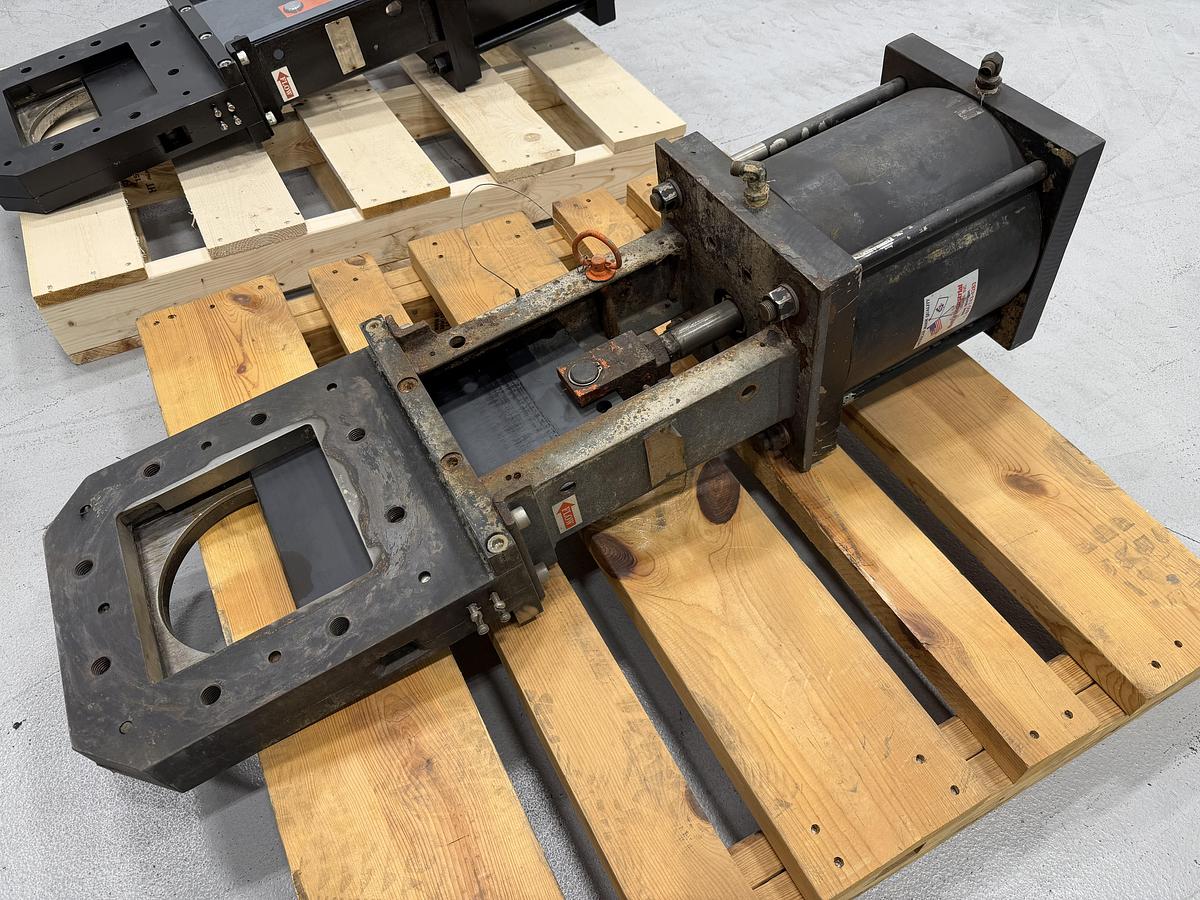 Refurbished Delta Industrial 8" Air Operated Knife Gate Valve #47090