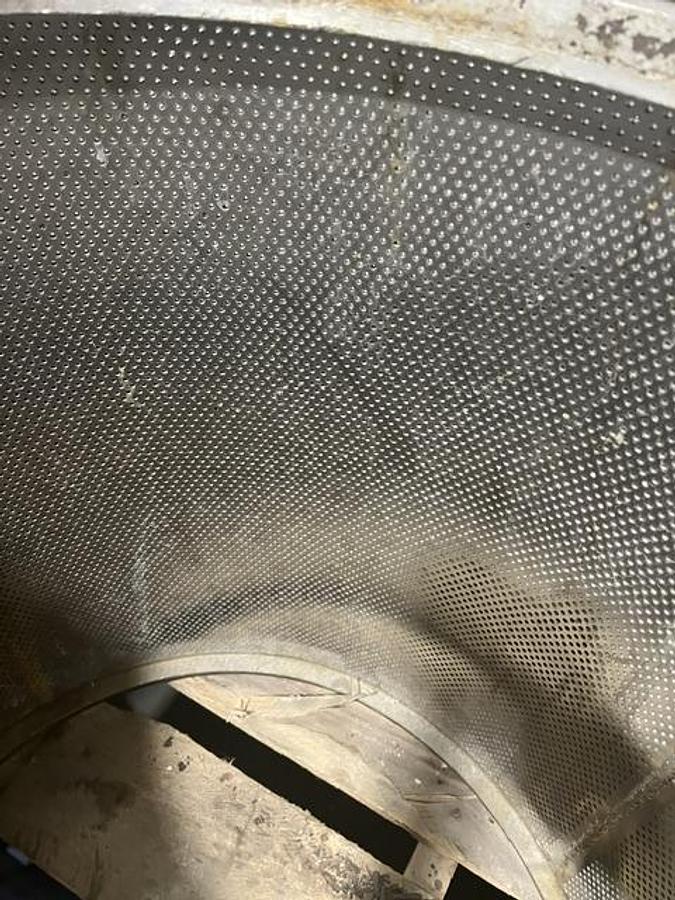 Used Bird 14 Stainless Steel Inner Pressure Screen with 0.098" Holes #29954