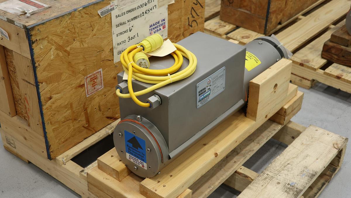 Used CVN Vooner General Morgan (SRA 2000) Shower Oscillator #46997