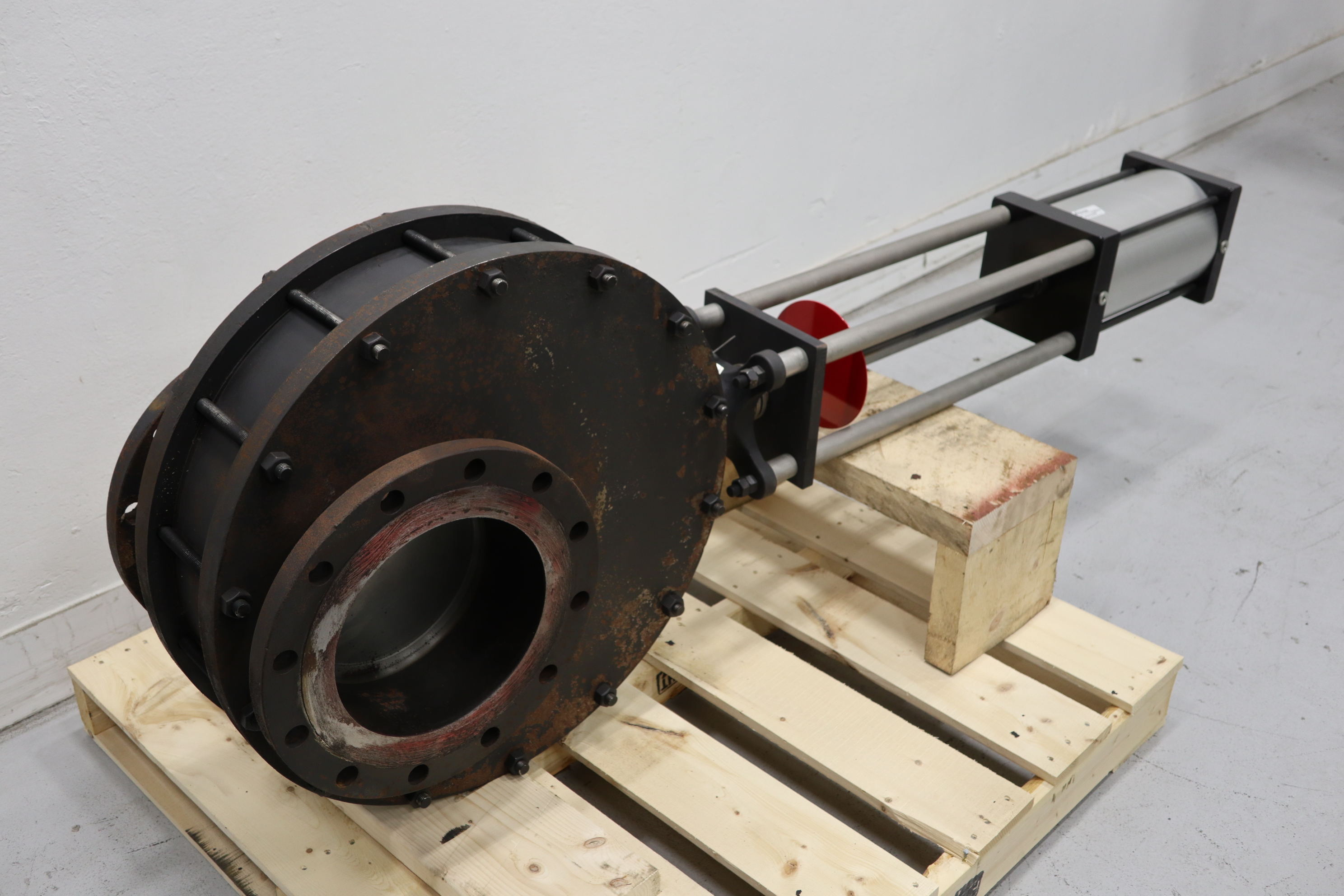 Used Everlasting Valve Co. 10" BMVCHT  Air Operated Bulk Material Valve #47687