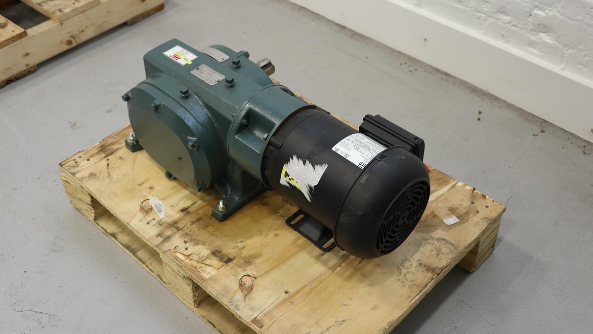 Unused Master Power Transmission Refiner Set-up Gear Drive & A/C Motor  #46848