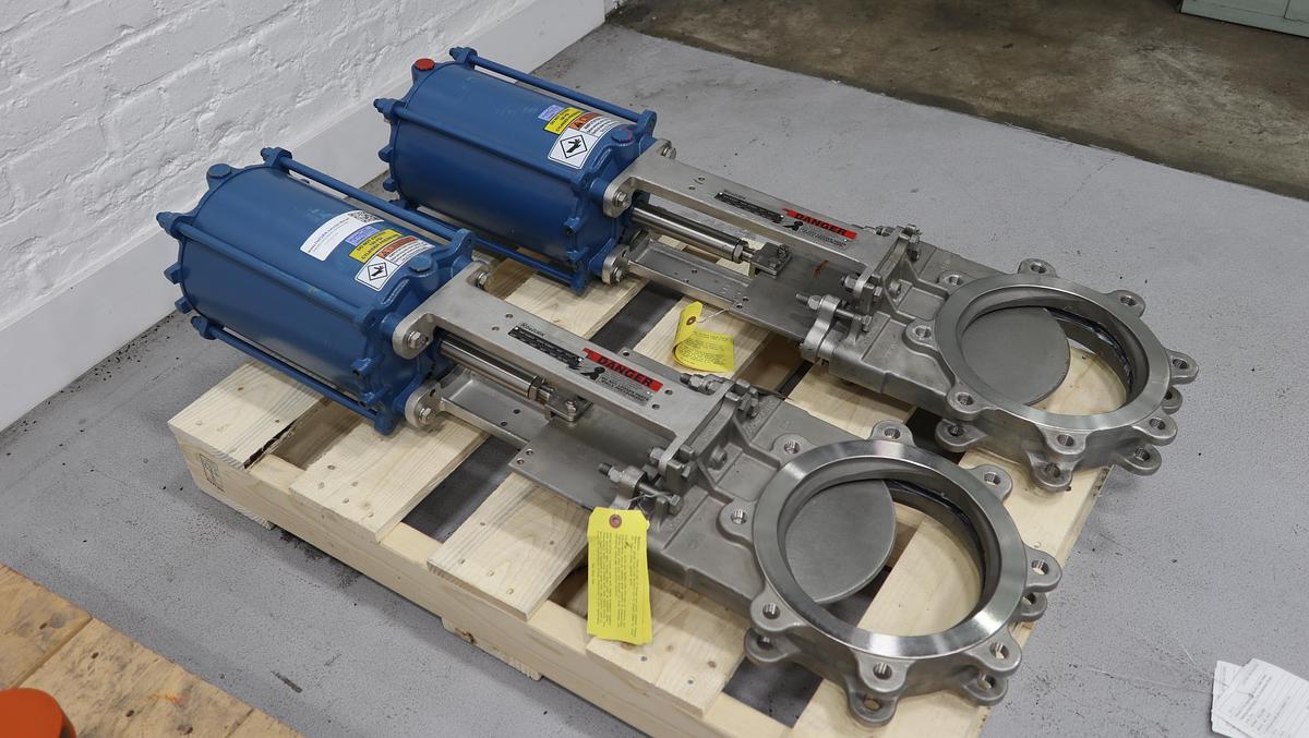 Unused Dezurik 8" Air Operated Knife Gate Valve #47271