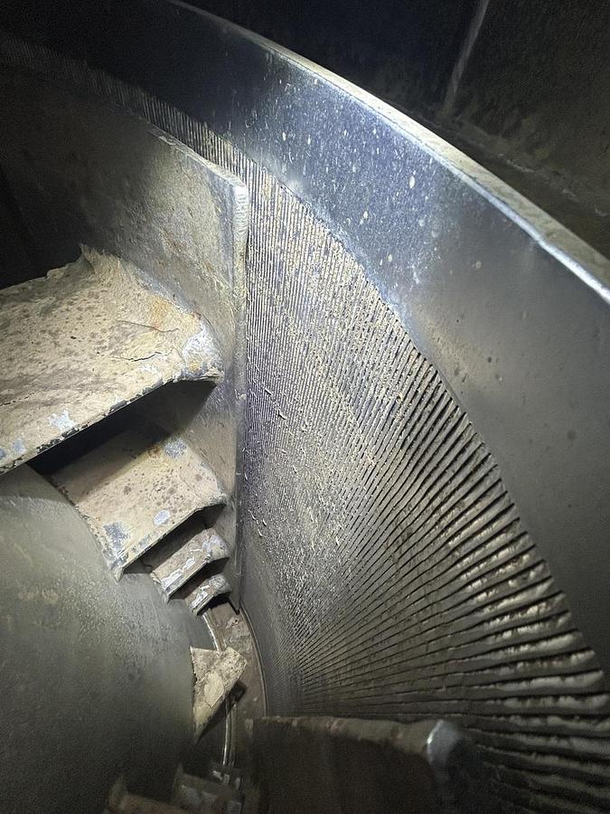 Used Sunds Defibrator T9 Pressure Screen #47141