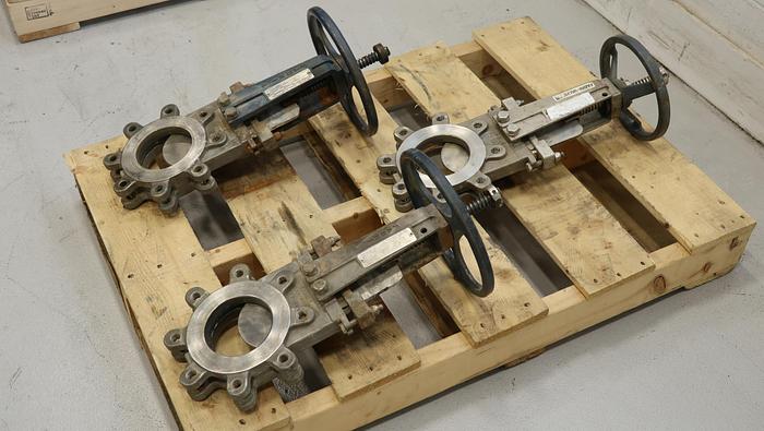 Used Fabri-Valve 4” Hand Operated Knife Gate Valve #45332