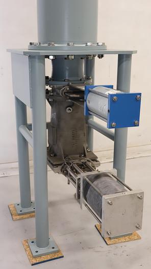 Unused Black Clawson/Kadant Size 17 High Density Cleaner with Stand #46301