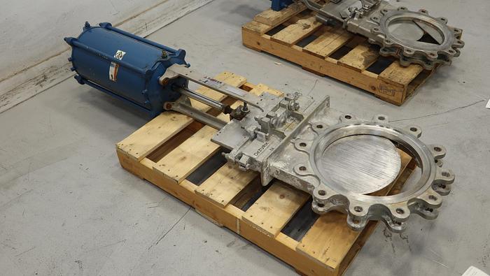 Used Dezurik 14" Air Operated Knife Gate Valve #46346