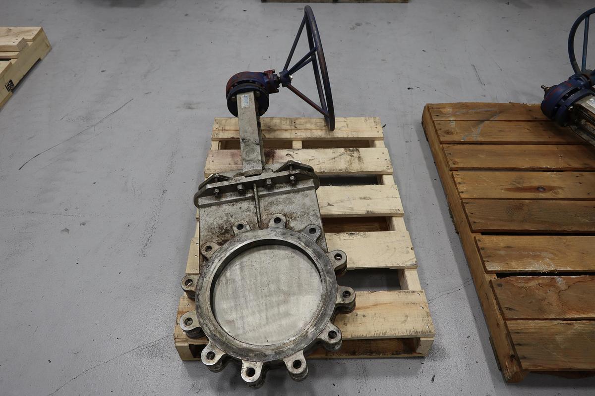 Used A-C Valve Inc. 77 A6N 12" Hand Operated Knife Gate Valve #47604