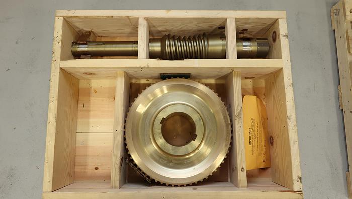 Unused CONE DRIVE Size 120 Double Enveloping Worm Gearset #46097