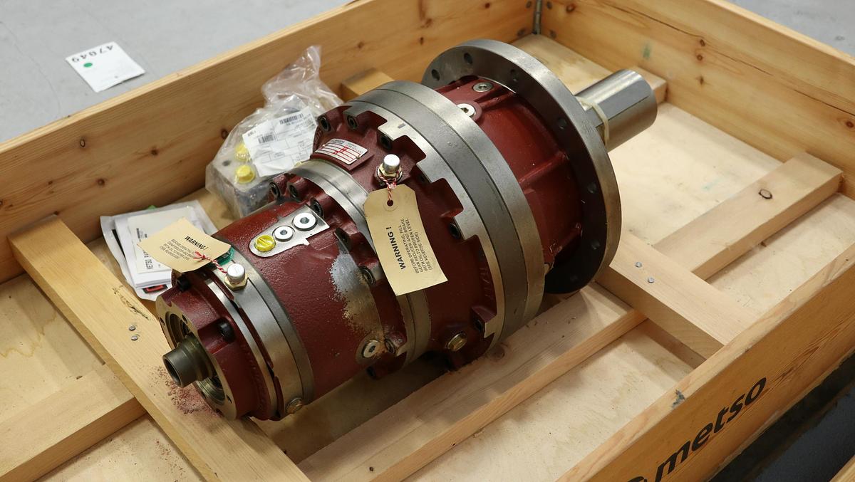 Unused Metso/Reggiana Riduttori RR 1010D MC Hydraulic Motor #47049