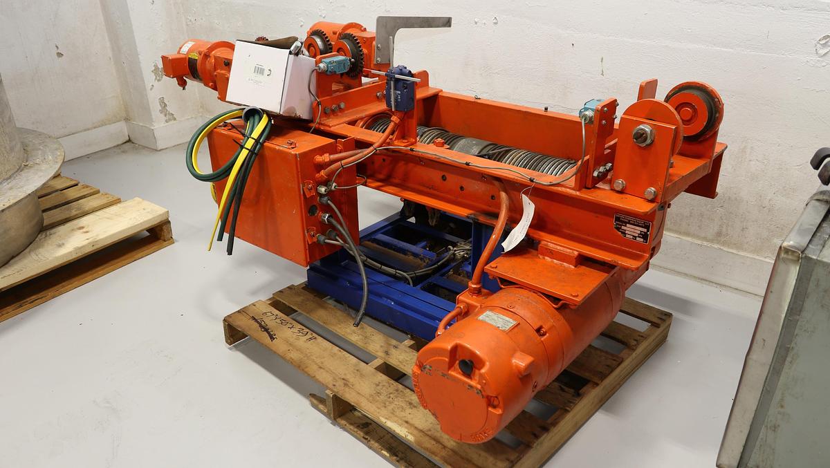 Used Andritz Saturn Monorail Hydraulic Grapple Hoist with SS Trash Tower #46206