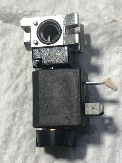 Valve Univer DB-0507 24V/50-60Hz with Sub-Base (MP)