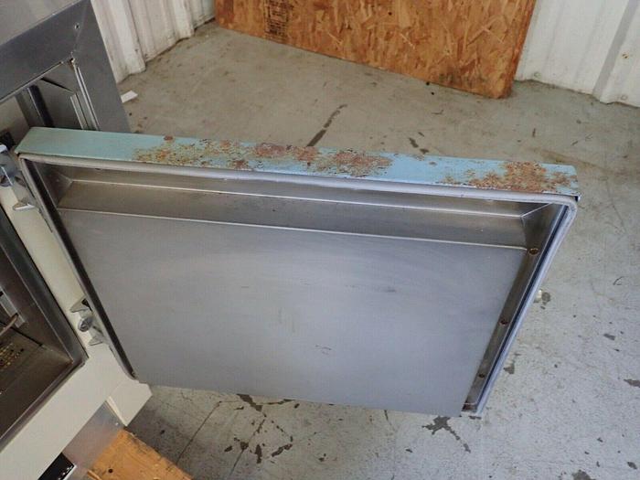 Used Blue M OV-18A Laboratory Oven, 1900 Watts, 120V/1PH/60HZ, w/ Red Lion Controller