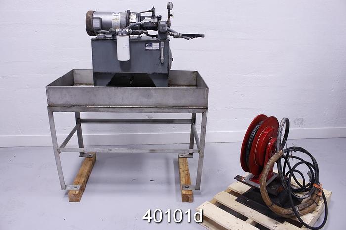 Used 32" Clam Shell Hoist with Hydraulic Unit and Rail #40101