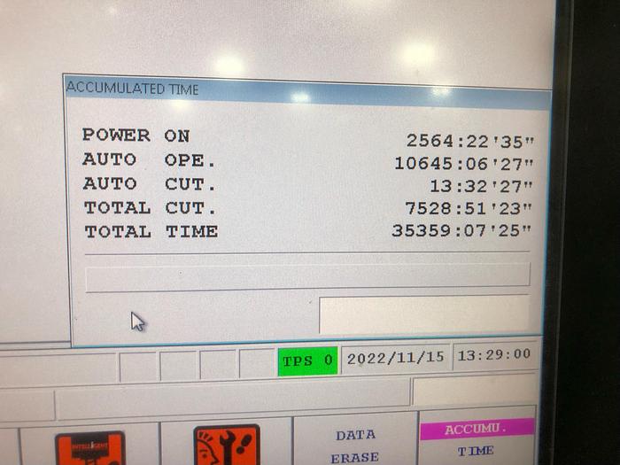 Used 2013 MAZAK VCU-500A 5-Axis Vertical Machining Center