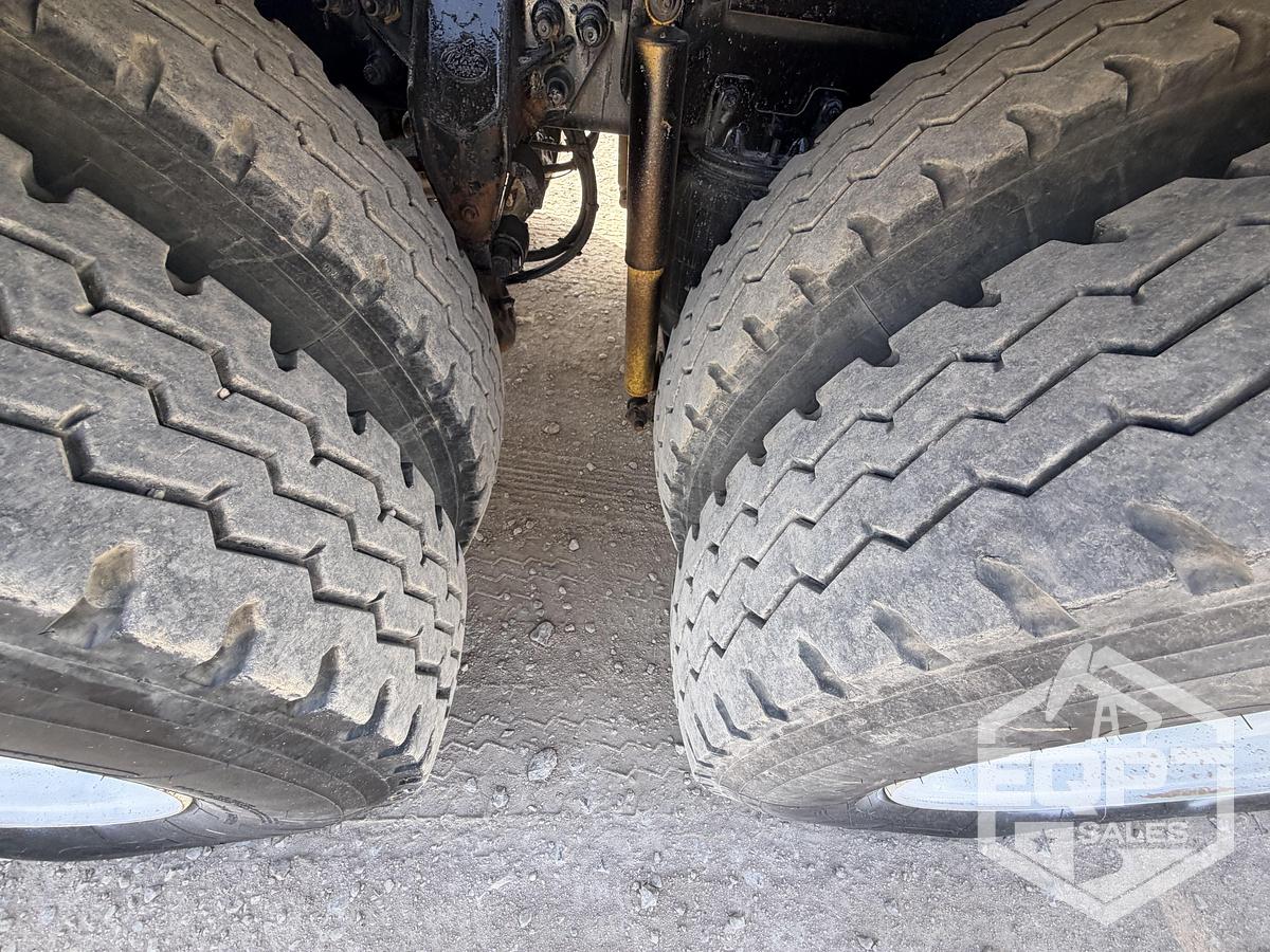 Used 2014 Mack Gu713