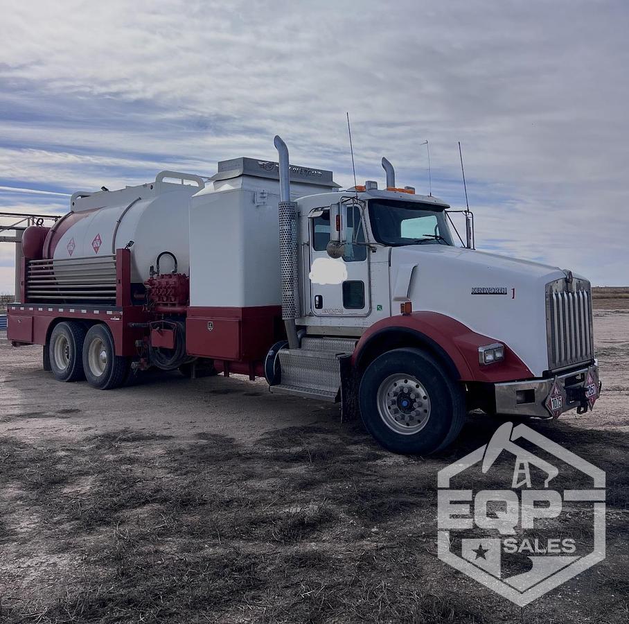 Used 2013 Kenworth Hot Oil Truck