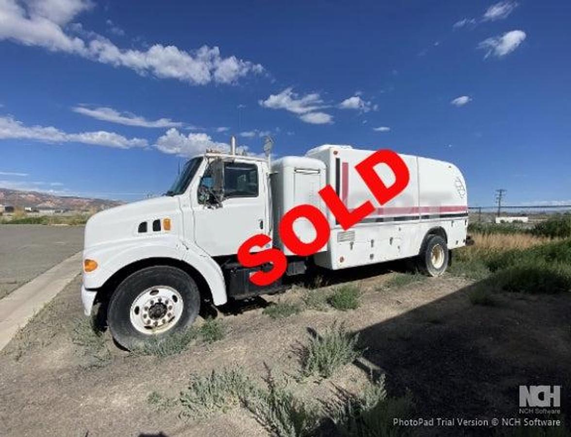 Used (SOLD) 2002 Sterling Wireline Plugging Truck