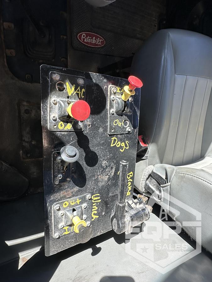 Used 2023 Peterbilt 379