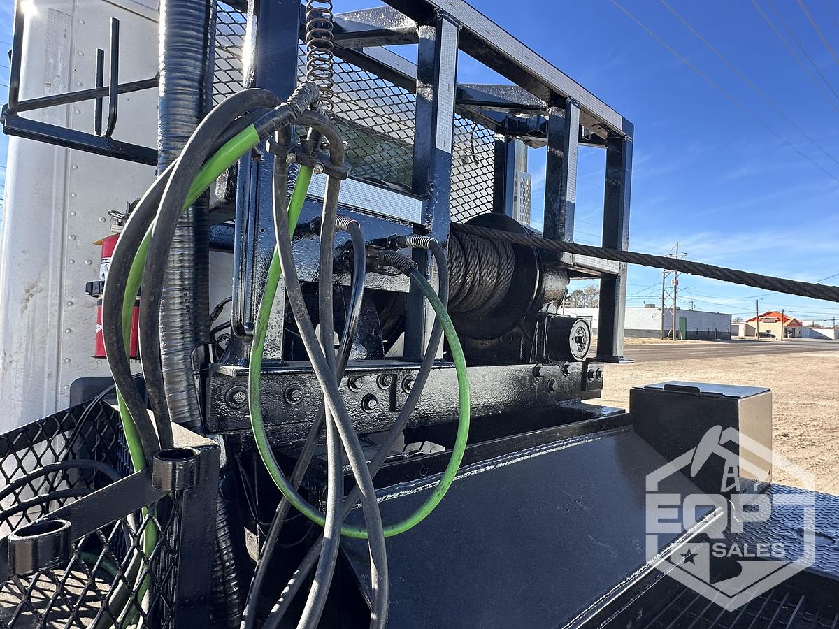 Used 2023 Peterbilt 379