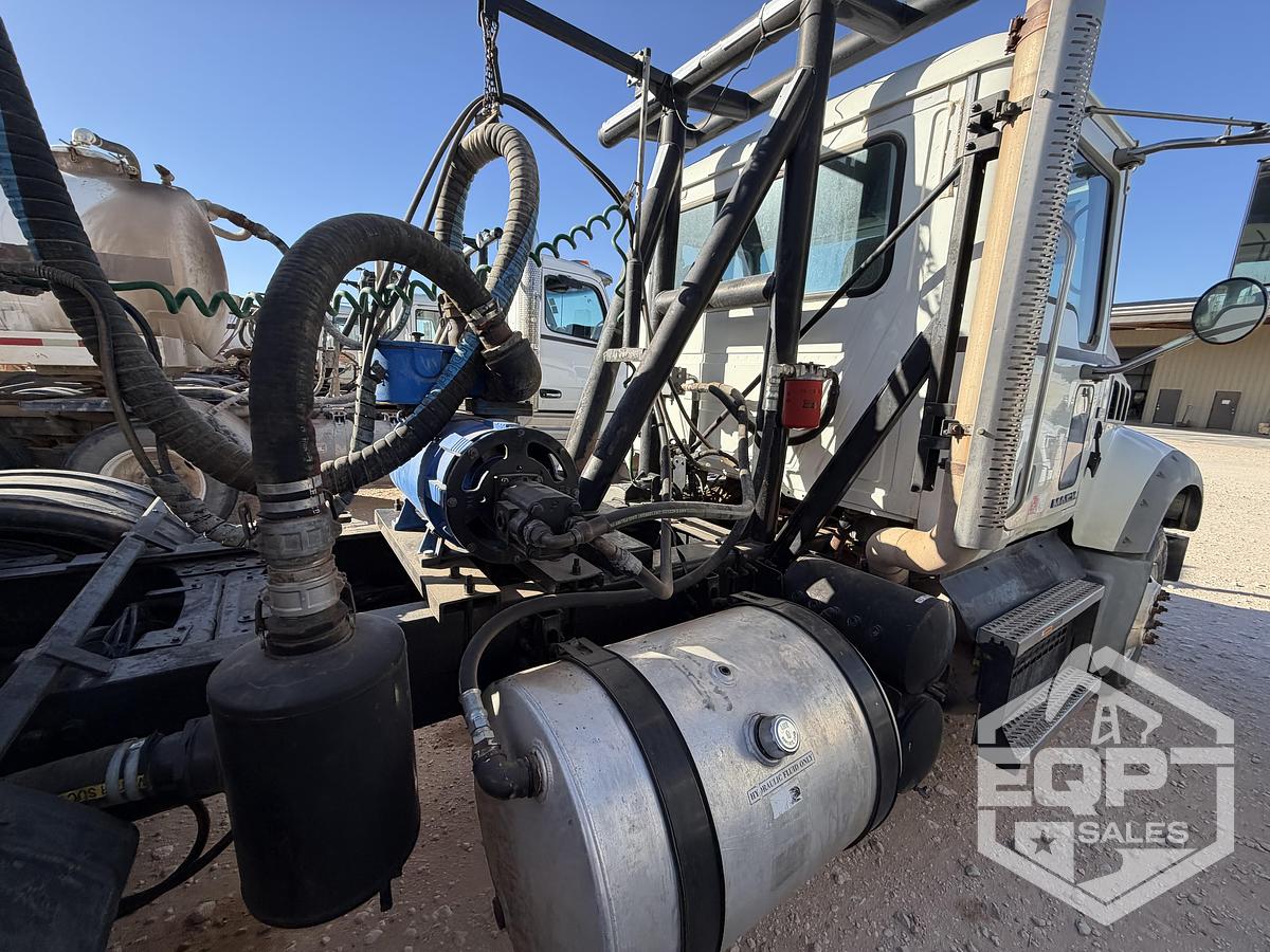 Used 2018 Mack Gu713