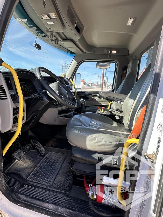 Used 2023 Peterbilt 379